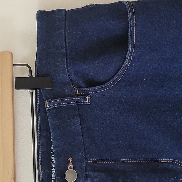 Chico's Perfect Stretch Girlfriend Slim Leg Ankle Jeans Size 16 - Picture 3 of 9